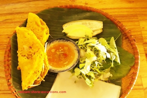 Hue Street Food Style