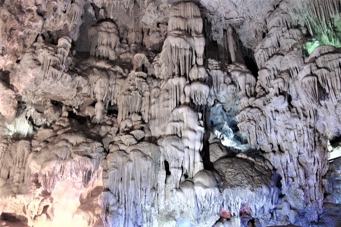 heaven_gotto_at_ha_long_bay_shore_excursions